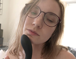 Claire's Clit Rub